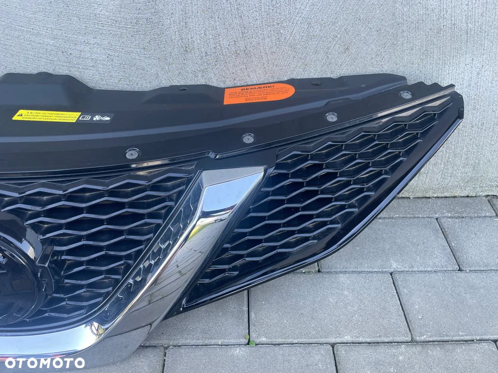 ATRAPA,GRIL NISSAN QASHQAI II J11  2013-2017 - 2