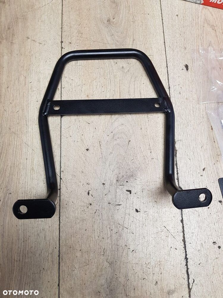 Stelaż pod kufer centralny Givi - 7