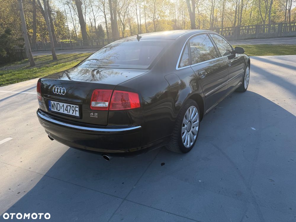 Audi A8 4.2 FSI L Quattro - 4
