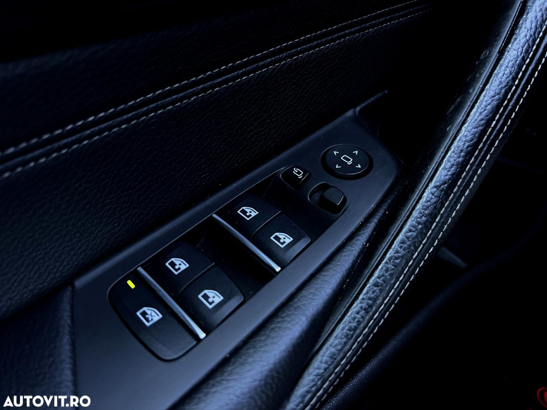 BMW Seria 5 520d AT - 37