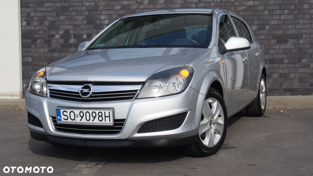 Opel Astra 1.6 Enjoy - 10