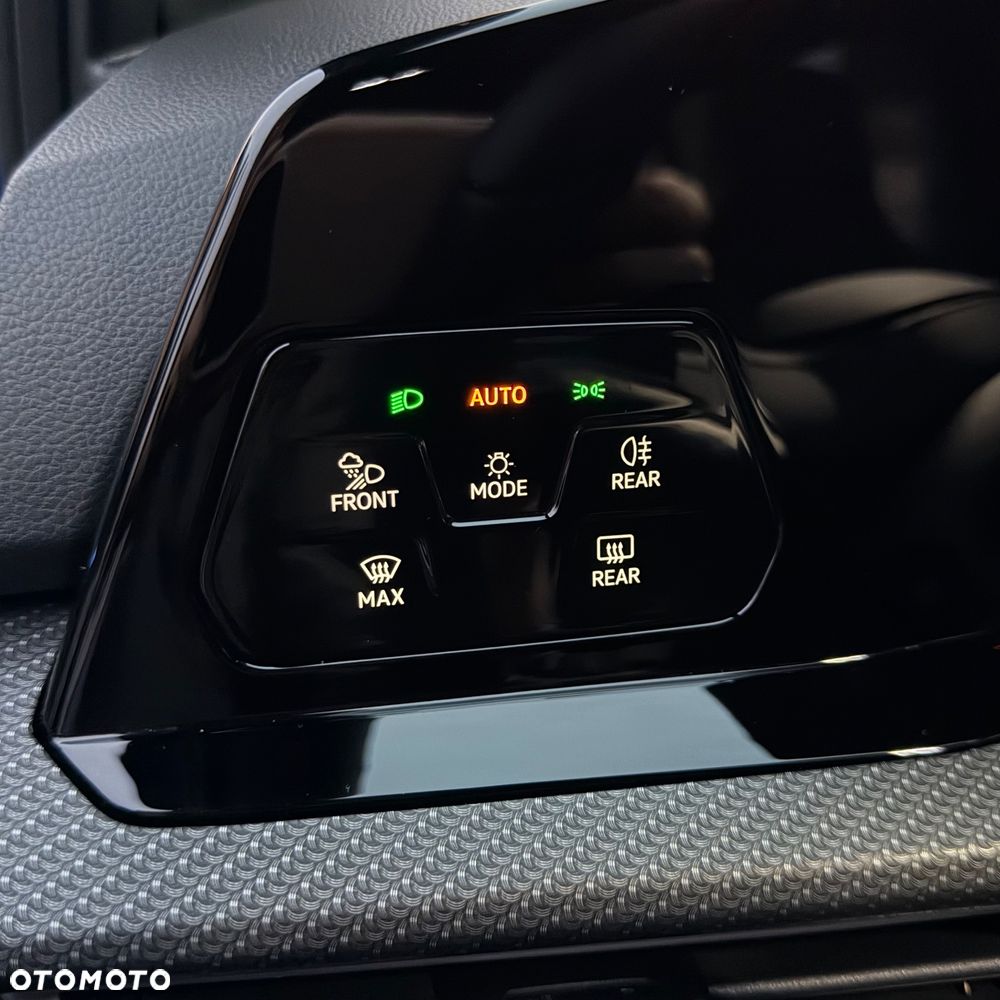 Volkswagen Golf - 19