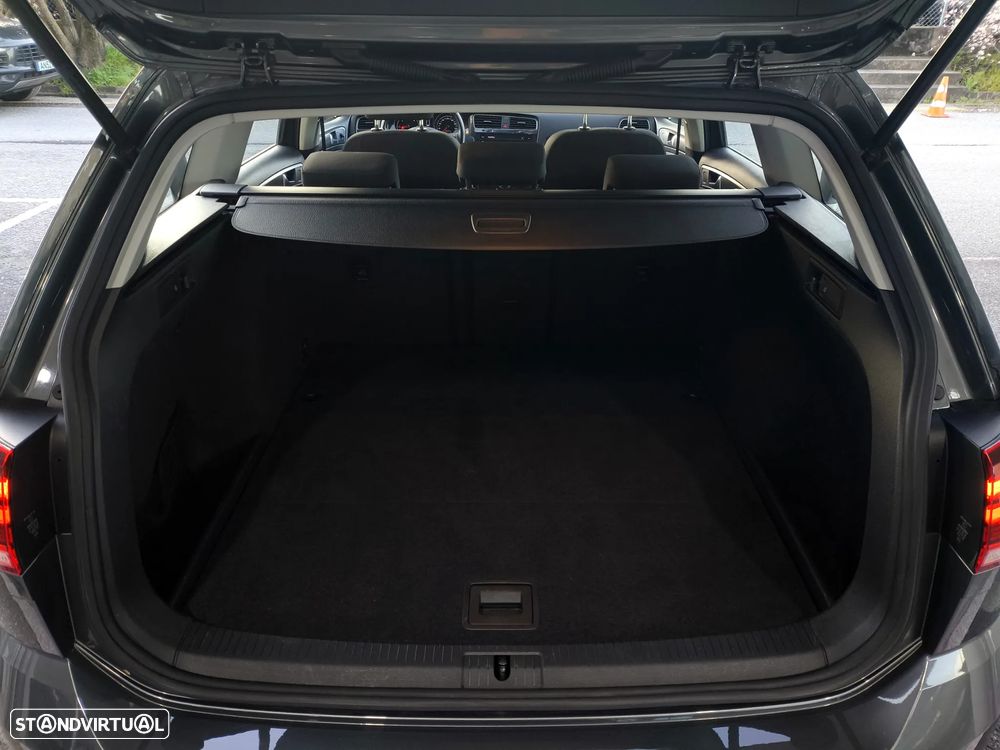 VW Golf Variant 1.6 TDi R-Line - 10