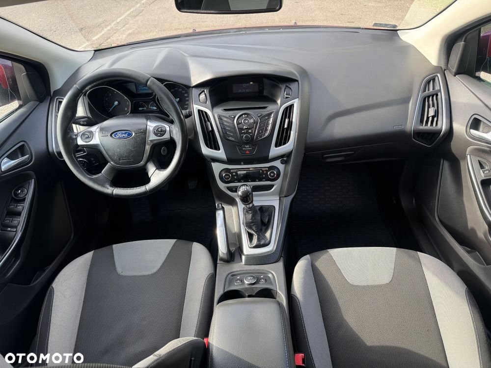 Ford Focus - 21