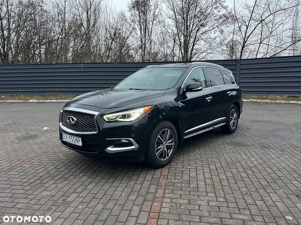 Infiniti Q60 - 1