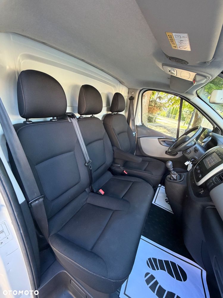 Renault Trafic - 21
