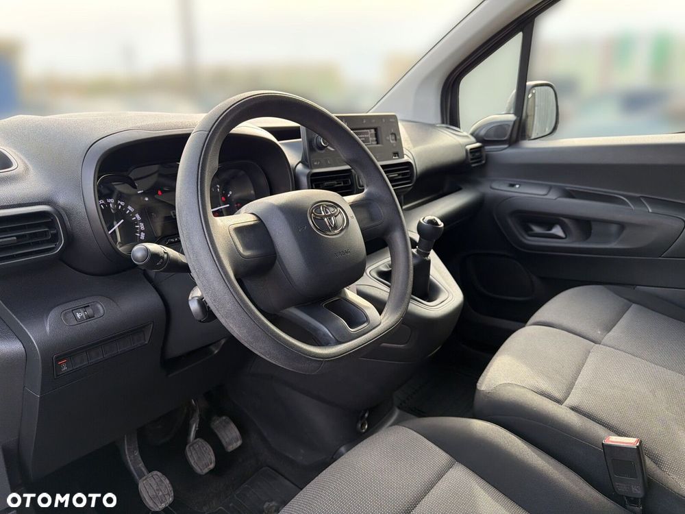 Toyota proace-city - 11