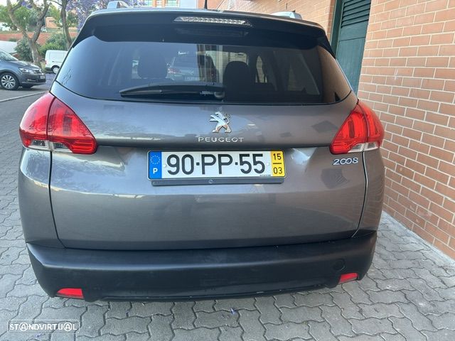 Peugeot 2008 1.2 PureTech Active - 8