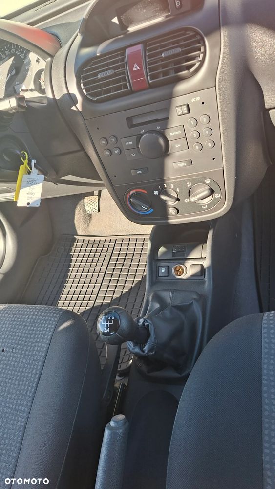 Opel Combo - 11