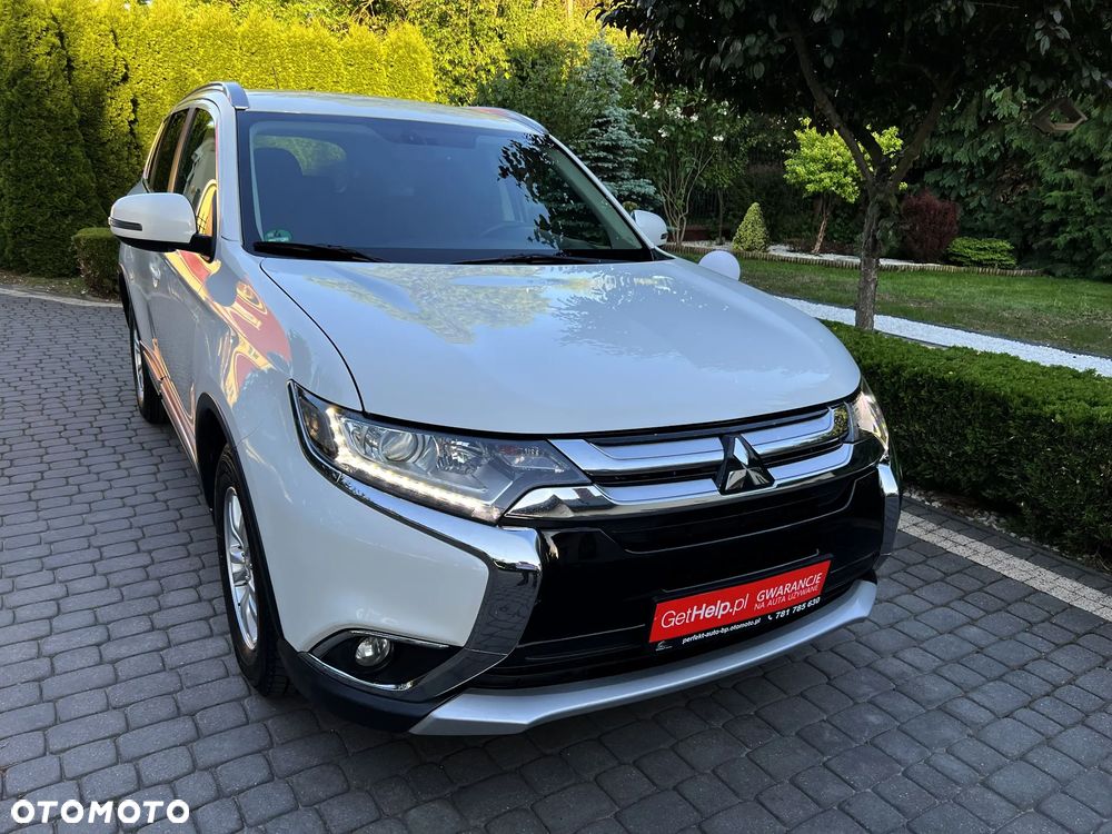 Mitsubishi Outlander 2.0 2WD SUV-Star - 3