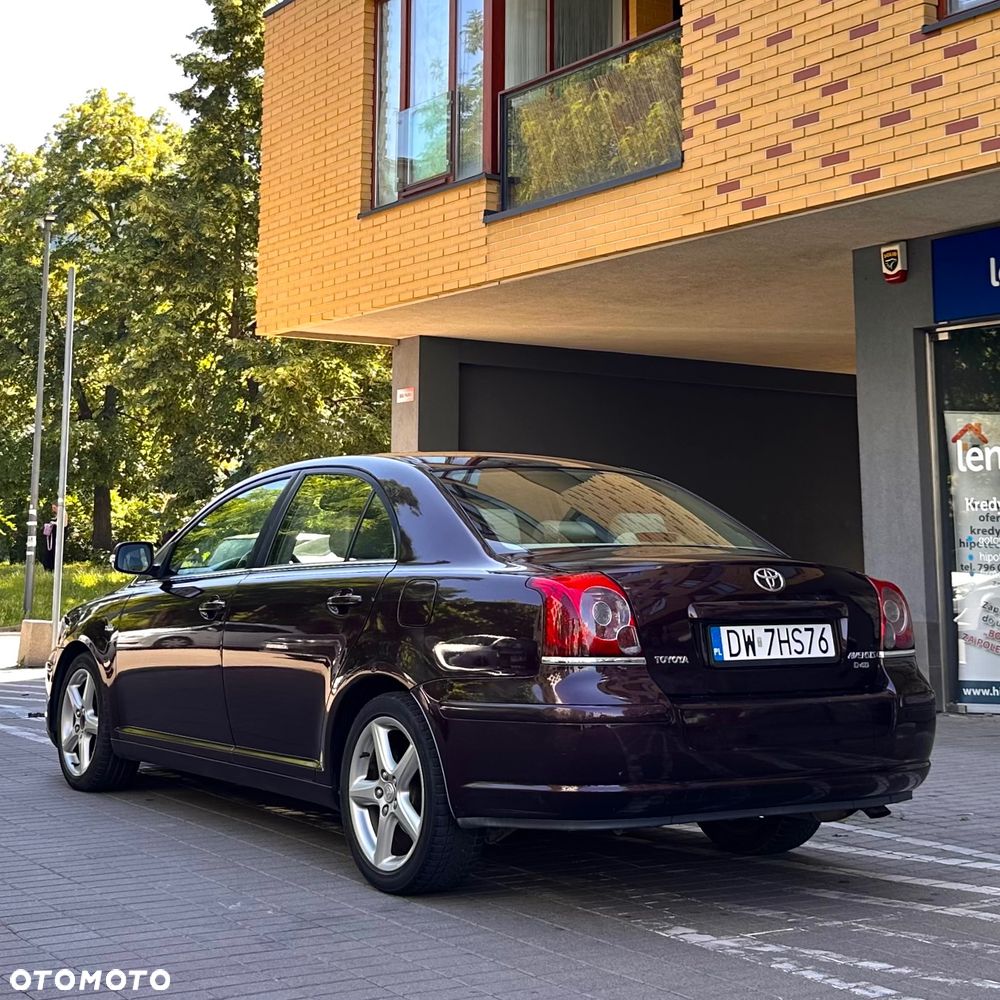 Toyota Avensis 2.2 D-CAT Executive - 3