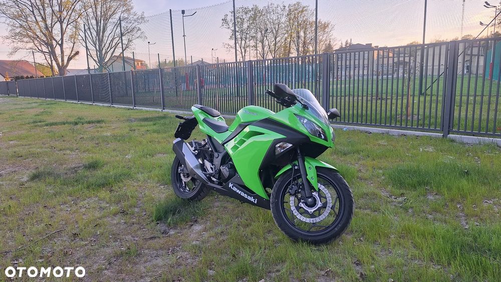 Kawasaki Ninja 300 ABS - 1