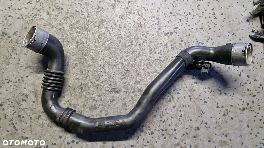 RENAULT CLIO III 1.5 DCI PRZEWÓD POWIETRZA 8200748681