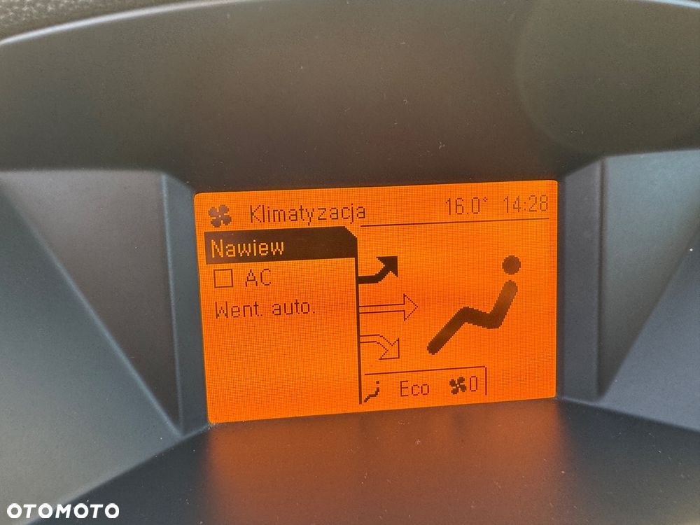 Opel Zafira 1.6 Cosmo EU5 - 13