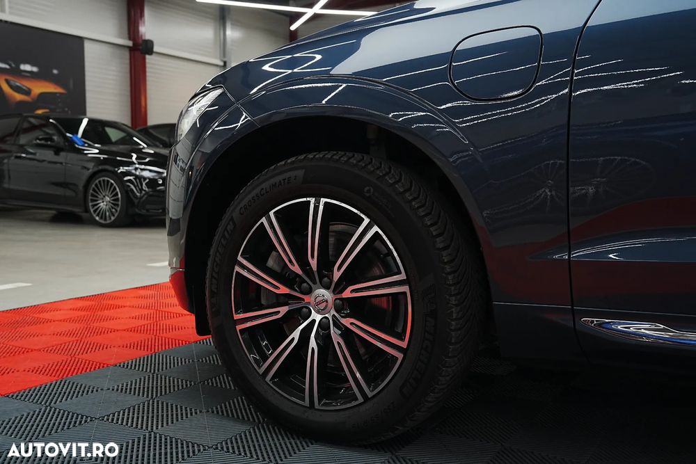 Volvo XC 60 Recharge T6 Twin Engine eAWD Inscription Expression - 17