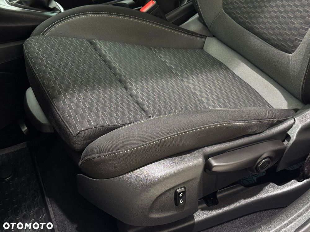 Opel Astra - 11