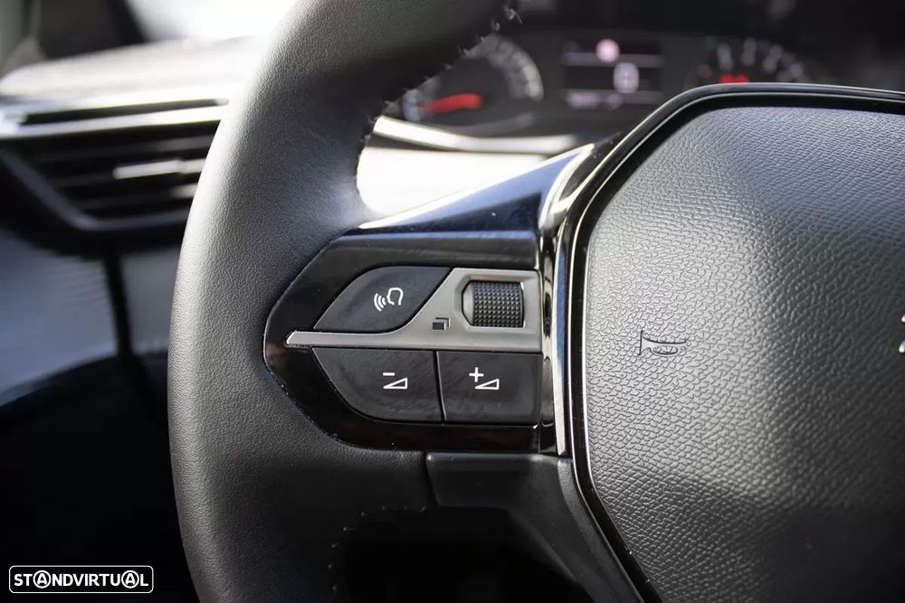 Peugeot 208 1.5 BlueHDi Allure Pack - 26