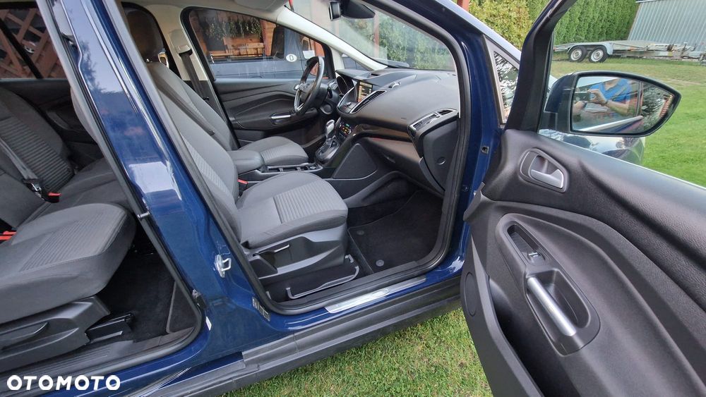 Ford Grand C-MAX - 17