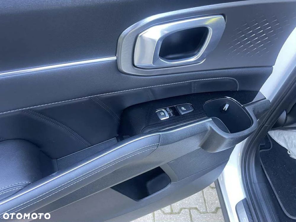 Kia Sorento 1.6 T-GDI PHEV L 4WD 7os - 27
