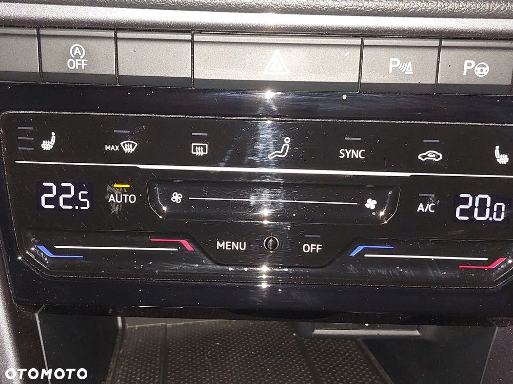 Volkswagen T-Roc 1.5 TSI Style DSG - 14