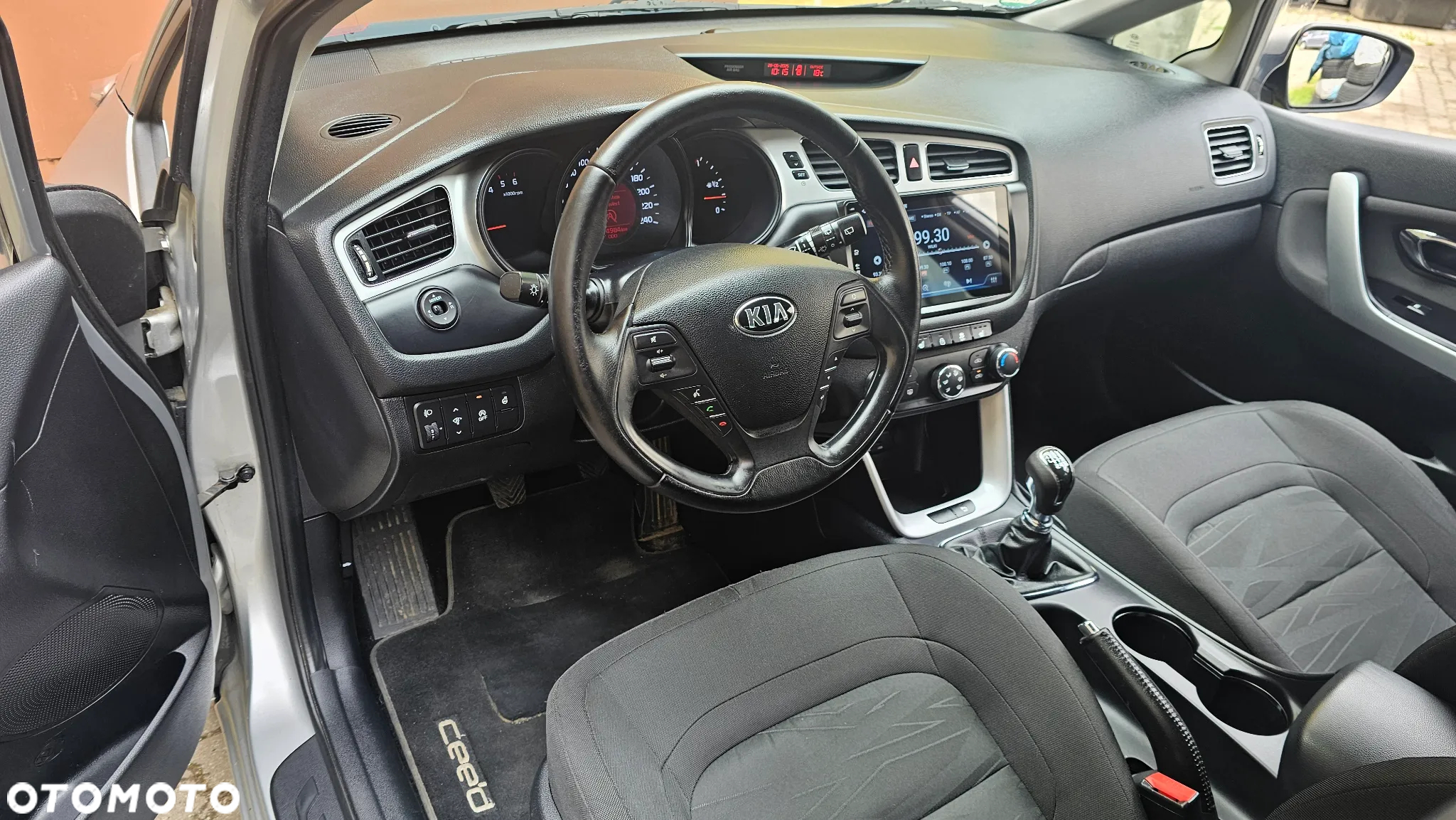 Kia Ceed - 17