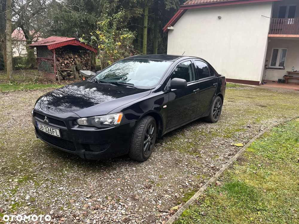 Mitsubishi Lancer 1.5 Inform - 12