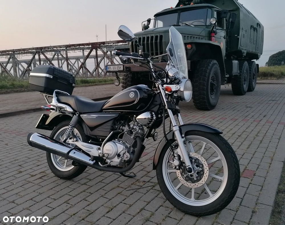 Yamaha YBR - 6