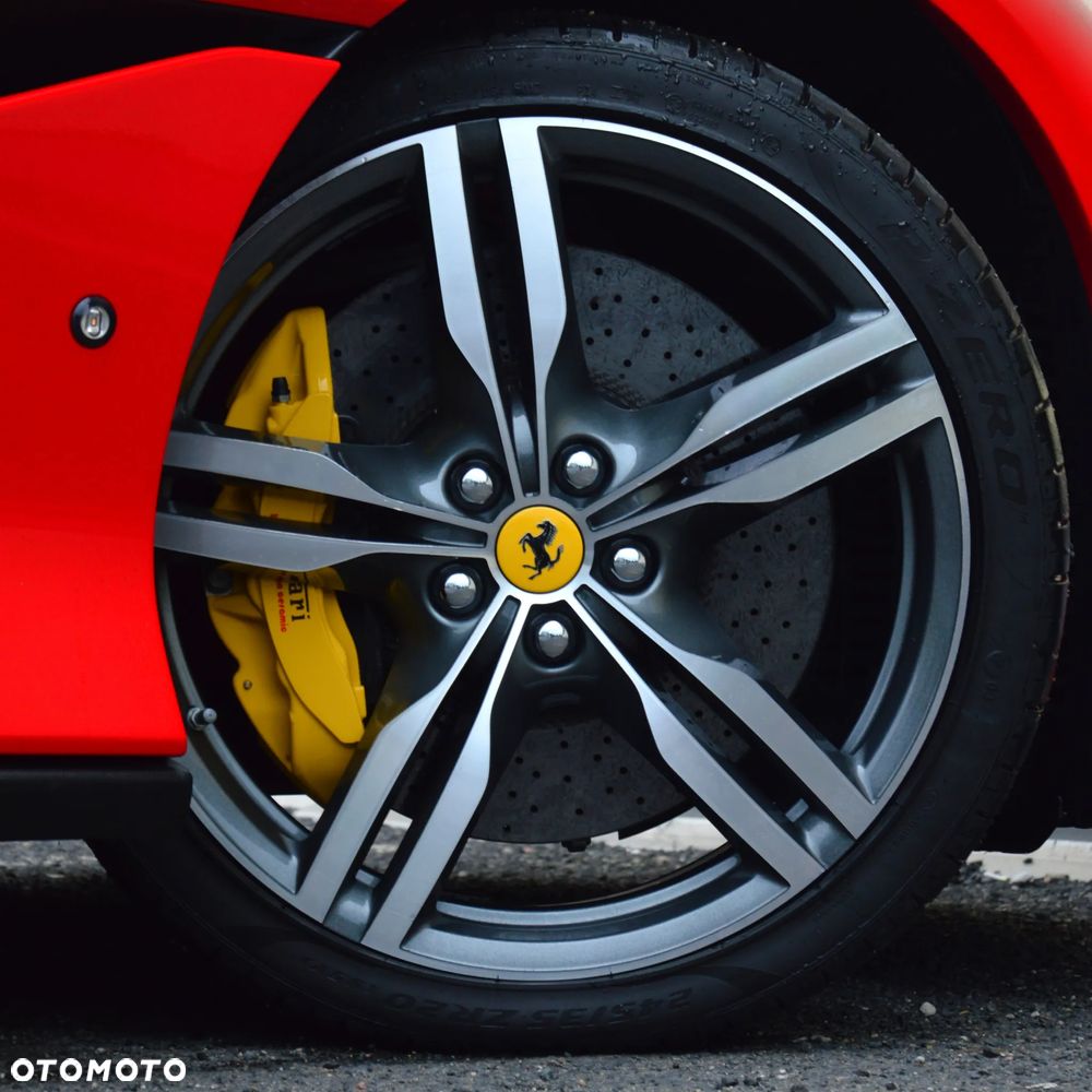 Ferrari Portofino - 14