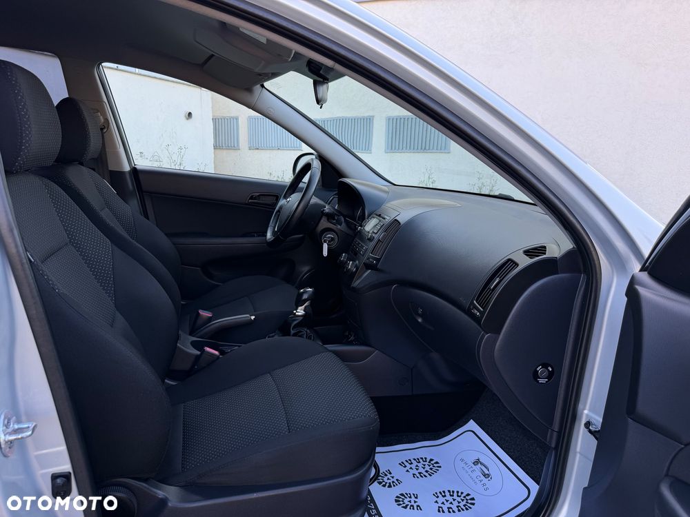 Hyundai i30 1.4 FIFA WM Edition - 6