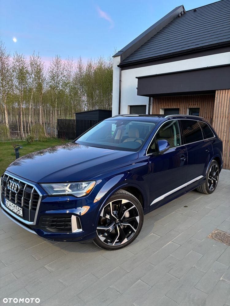 Audi Q7 - 1