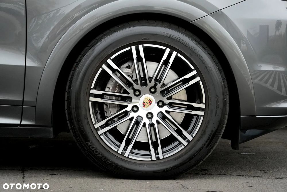 Porsche Cayenne E-Hybrid PHEV - 16