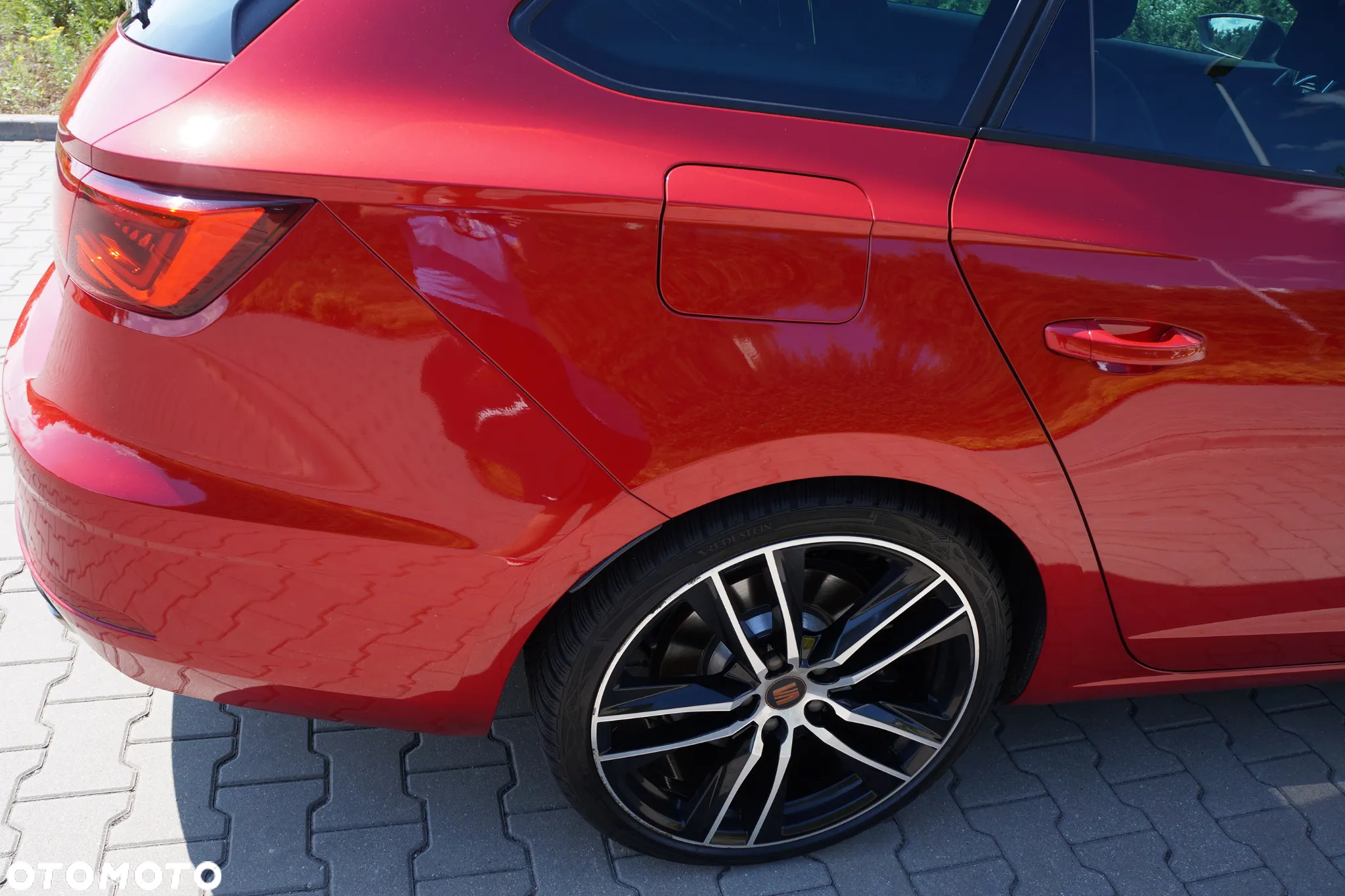 Seat Leon 2.0 TSI Cupra S&S DSG - 27