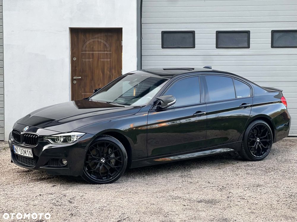 BMW Seria 3 330i xDrive Edition M Sport Shadow - 30