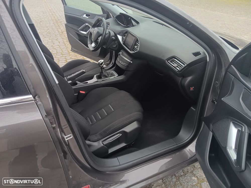Peugeot 308 SW BlueHDi 120 Stop & Start Allure - 20