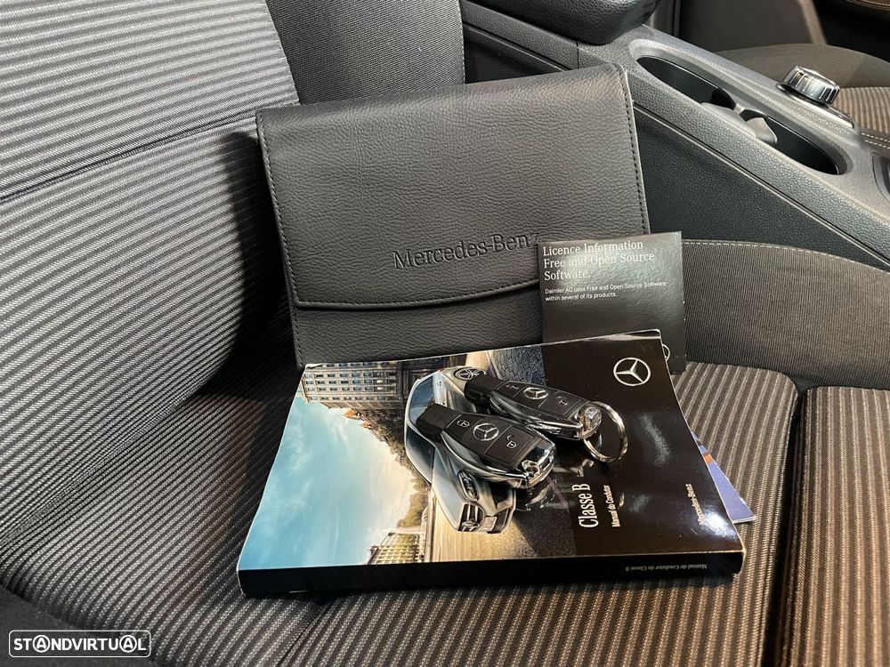 Mercedes-Benz B 180 d Style - 48