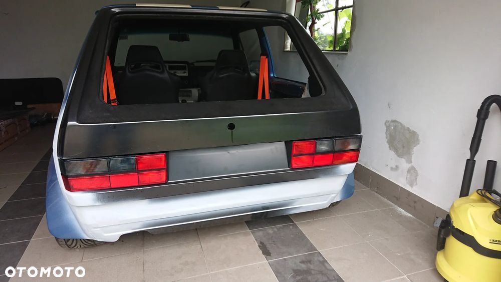 Volkswagen Golf - 18