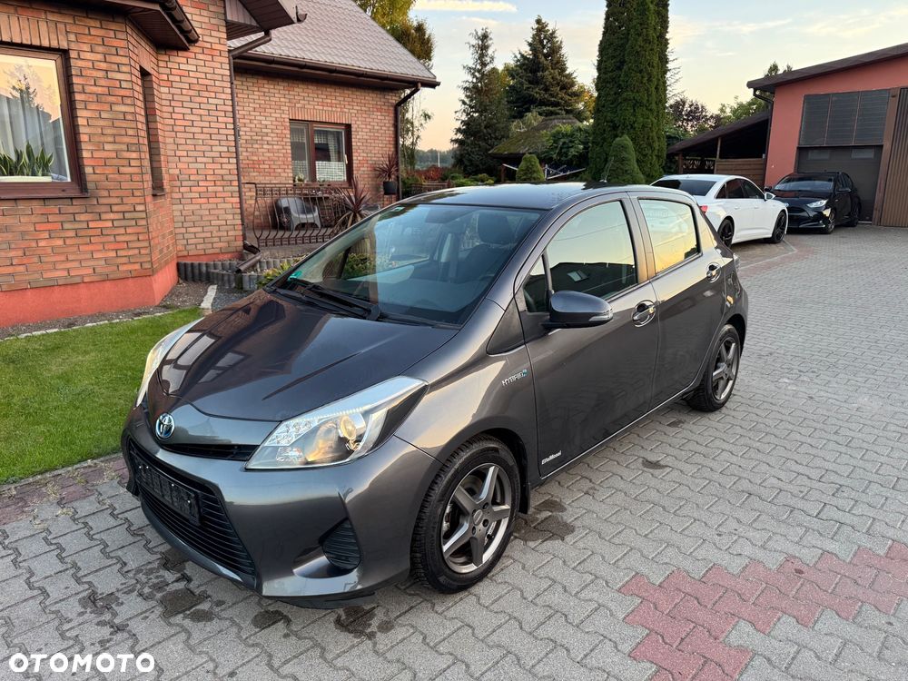 Toyota Yaris - 16