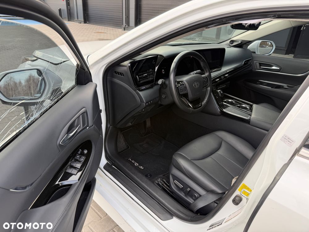 Toyota Mirai - 12