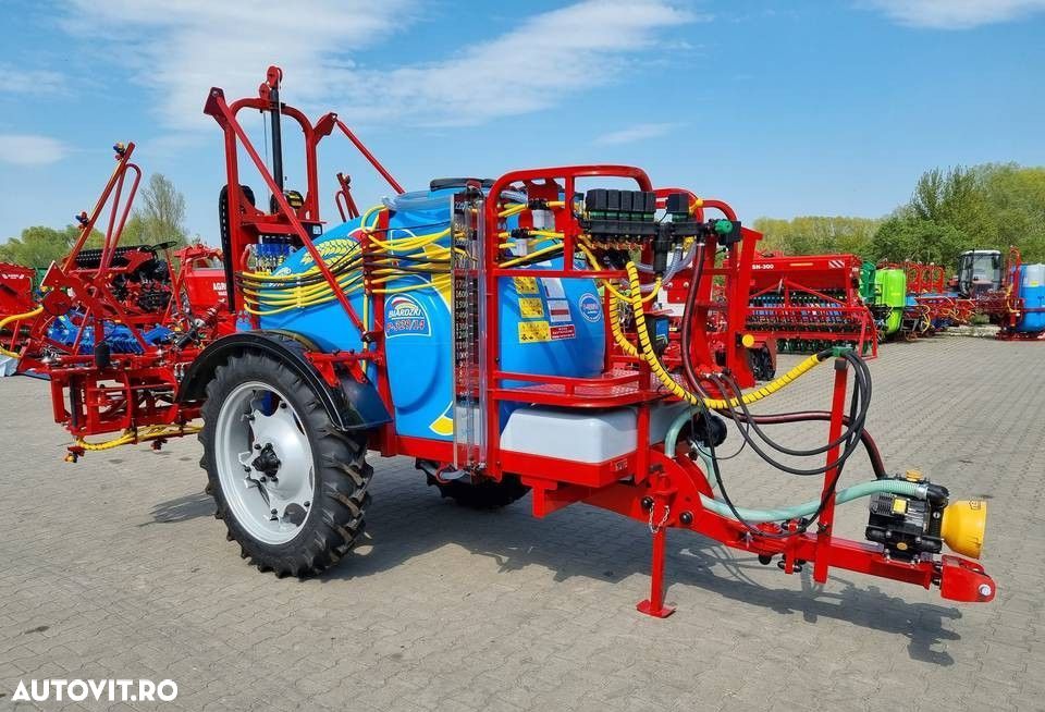 BIARDSKI Pulverizatoare tractate Biardzki- 1200L - 9
