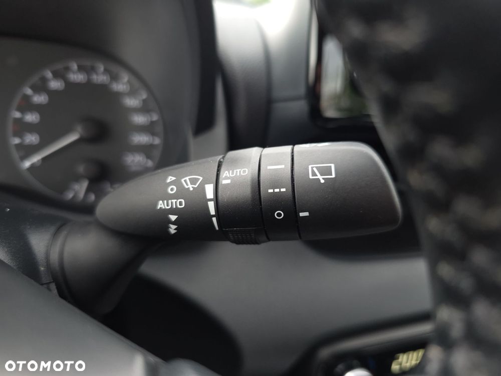 Toyota Yaris Hybrid 1.5 Comfort - 26