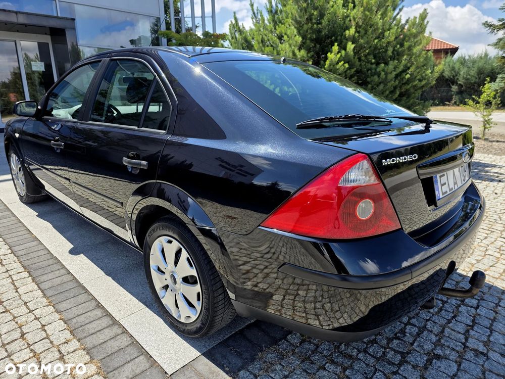 Ford Mondeo 2.0 TDCi Trend - 12