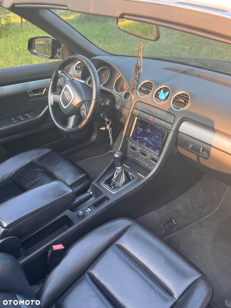 Audi A4 Cabrio - 9