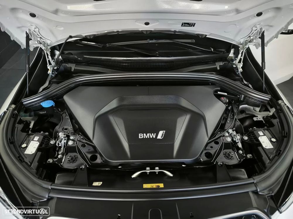BMW iX1 xDrive30 Pack Desportivo M - 51