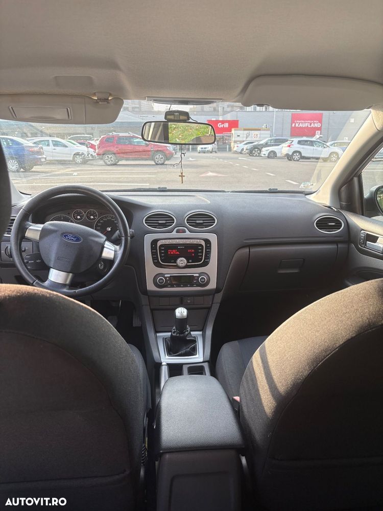 Ford Focus 1.6 TDCI Sport - 6