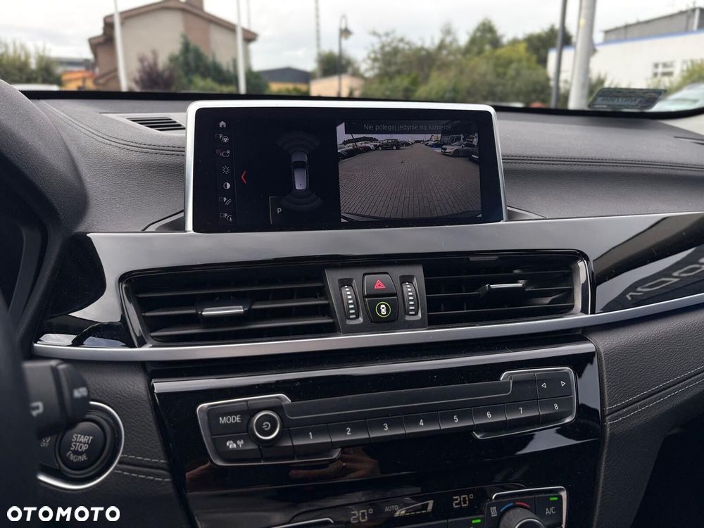 BMW X1 sDrive18i Sport Line - 13