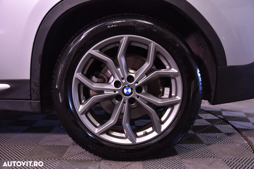 BMW X4 xDrive20d - 13
