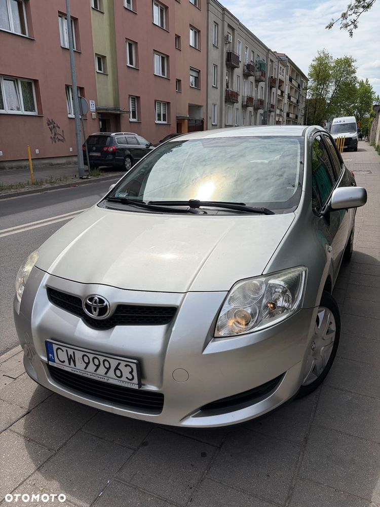 Toyota Auris 1.6 VVT-i Luna - 2