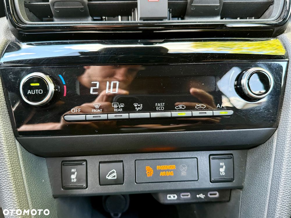 Toyota Yaris Cross Hybrid 1.5 Style AWD - 18