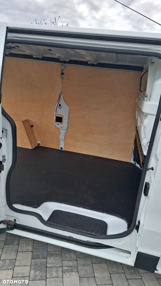 Renault Trafic - 34