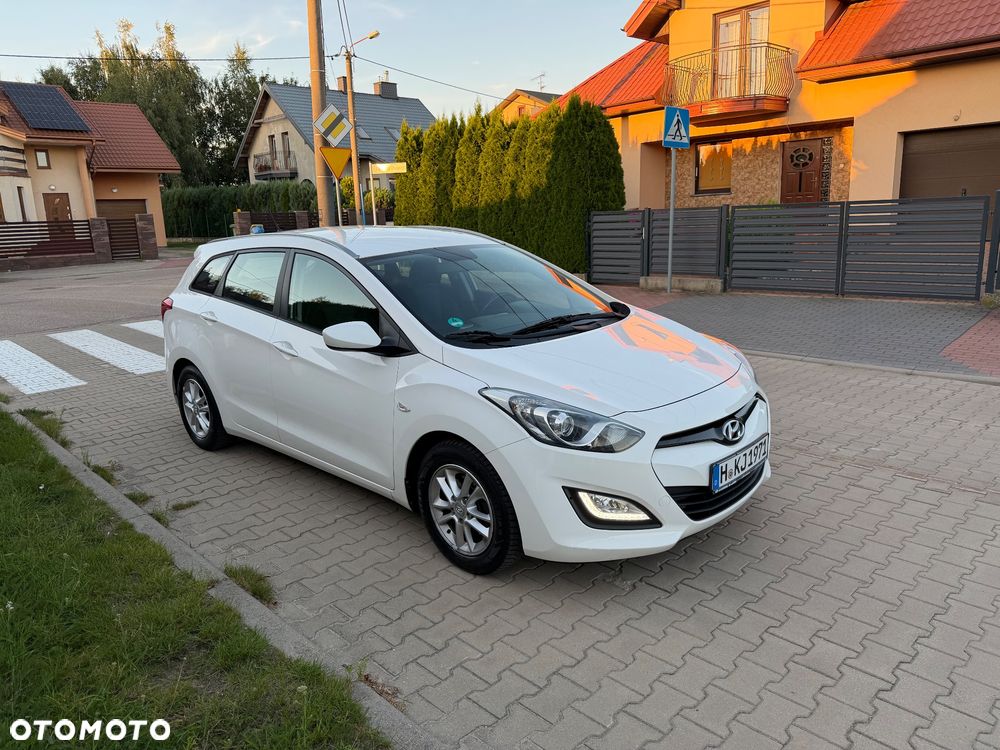 Hyundai i30 1.6 Comfort World Cup - 14